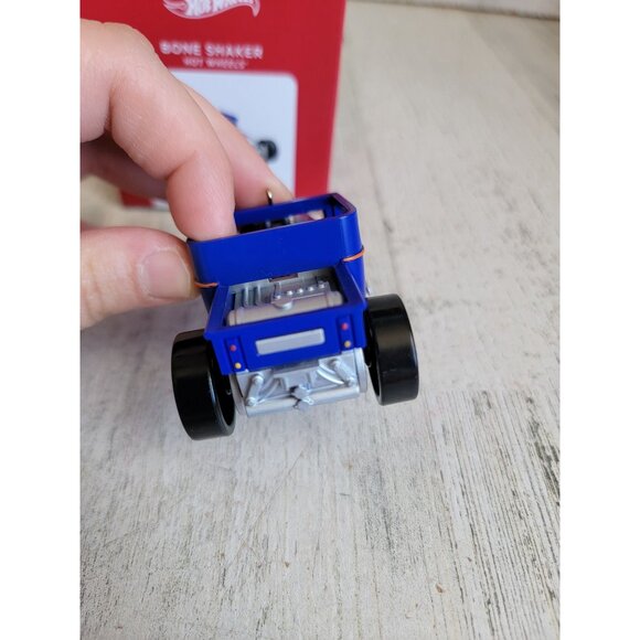 Hallmark bone shaker Hot Wheels car ornament Xmas purple - Picture 5 of 8